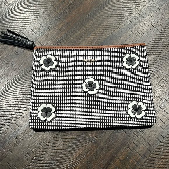 Kate Spade New York Clutch - Picture 1 of 2
